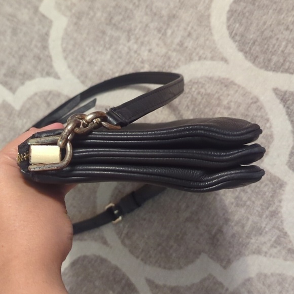 Kate Spade Pebbled Leather Crossbody Black - Picture 5 of 7